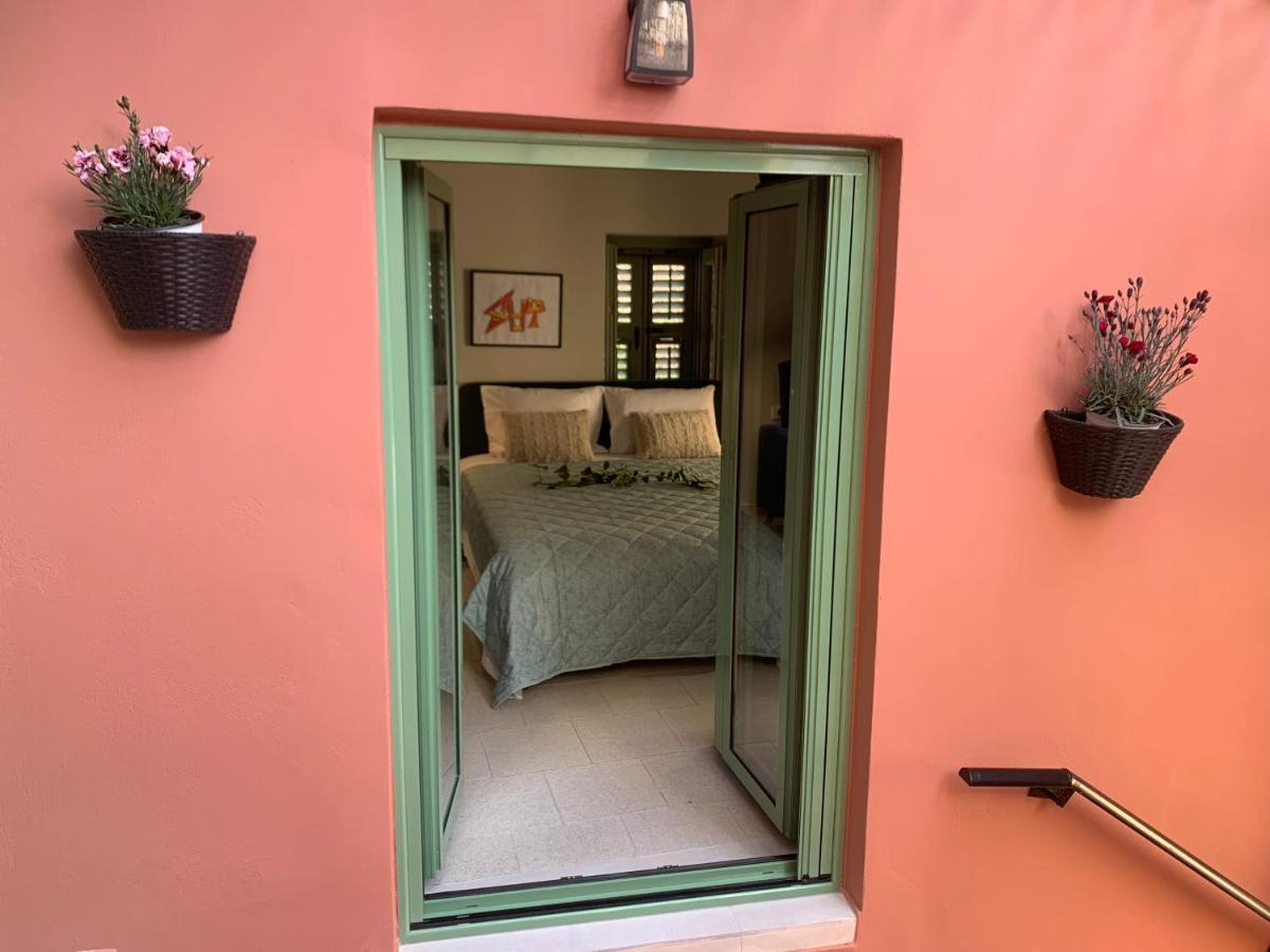 Master Rose Studio In Old Town Nafplio Exterior photo